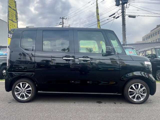 ホンダ Ｎ　ＢＯＸ カスタム ６６０ R6年 () 99