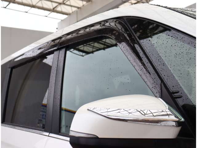 トヨタ ヴォクシー １．８ ハイブリッド Ｓ－Ｚ R7年 () 99