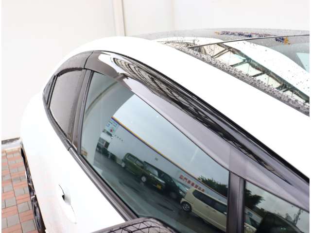 トヨタ プリウスＰＨＶ ２．０ プラグインハイブリッド Ｚ R6年 () 99