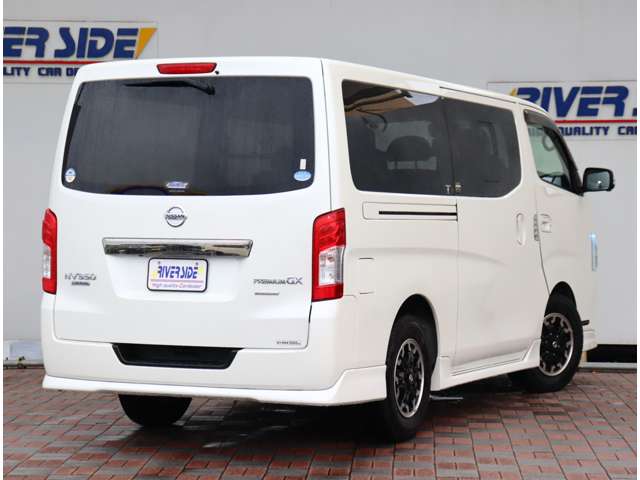 日産 ＮＶ３５０キャラバン ２．０ プレミアムＧＸ アーバンクロム ロングボディ R2年 () 99