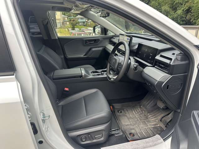 トヨタ ＲＡＶ４ ２．５ Ｚ Ｅ－ＦＯＵＲ ４ＷＤ R8年 () 99
