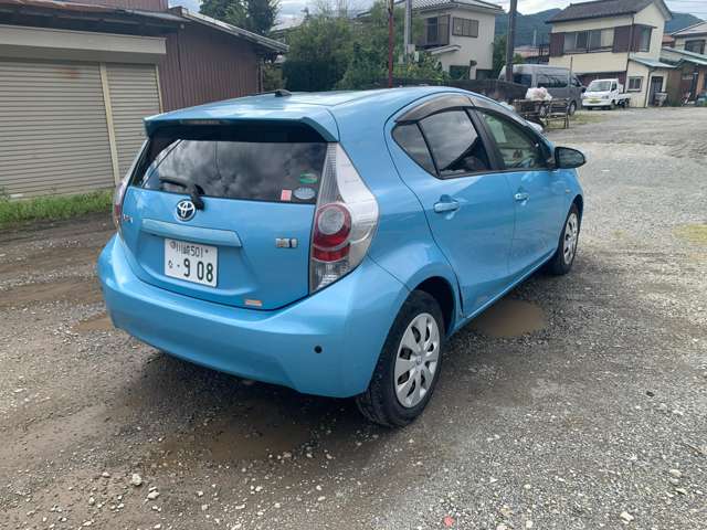 トヨタ アクア １．５ Ｓ H26年 (関東) 99