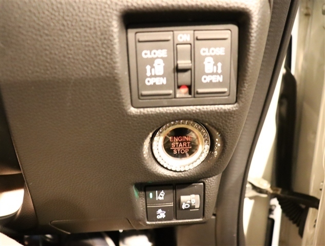 ホンダ Ｎ　ＢＯＸ カスタム ６６０ Ｌ ターボ コーディネートスタイル R3年 () 99