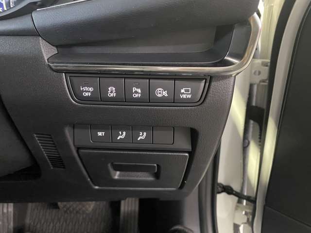 マツダ ＭＡＺＤＡ３　ファストバック ２．０ ２０Ｓ ツーリング R7年 (関東) 99