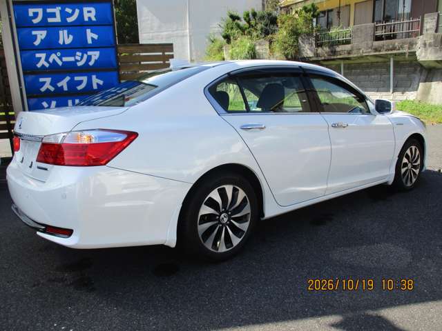 ホンダ アコード　ハイブリッド ２．０ ＥＸ H27年 () 99