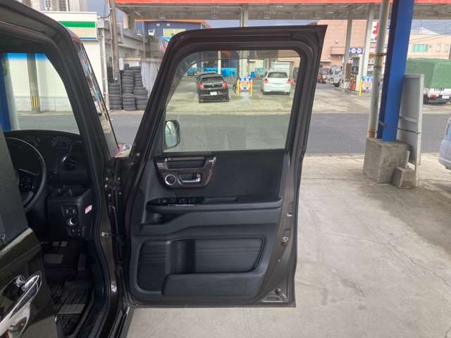 ホンダ Ｎ　ＢＯＸ ６６０ Ｇ ＥＸ ターボ ホンダセンシング R1年 (九州・沖縄) 99