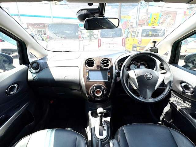 日産 ノート １．２ Ｘ アクシス Ｖセレクション プラスセーフティ H27年 (東海) 99