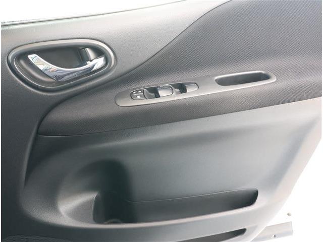 日産 セレナ ２．０ ハイウェイスター Ｓ－ＨＹＢＲＩＤ H26年 (東海) 99