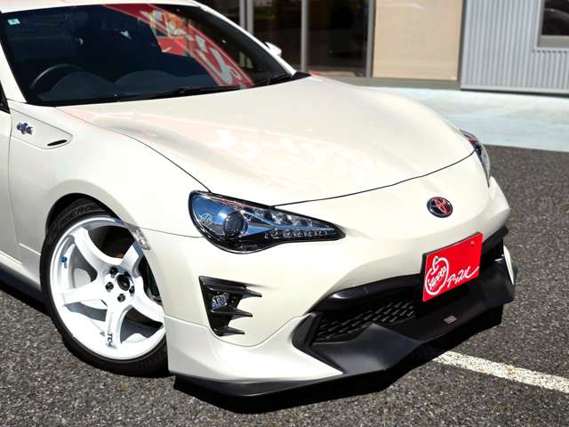 トヨタ ８６ ２．０ ＧＴ H28年 (東海) 99