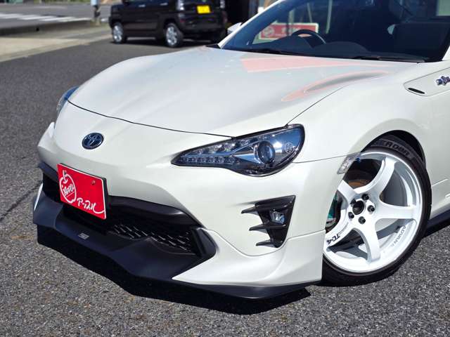 トヨタ ８６ ２．０ ＧＴ H28年 (東海) 99