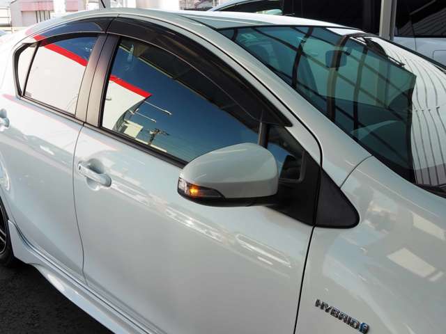 トヨタ アクア １．５ Ｓ H28年 (東海) 99