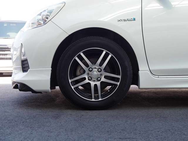 トヨタ アクア １．５ Ｓ H28年 (東海) 99