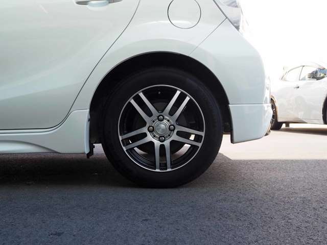 トヨタ アクア １．５ Ｓ H28年 (東海) 99