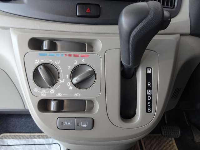 ダイハツ ミラ　イース ６６０ Ｌ H28年 (東海) 99