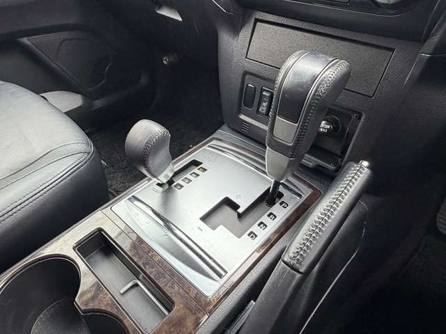 三菱 パジェロ ３．８ ロング スーパーエクシード ４ＷＤ H20年 () 99