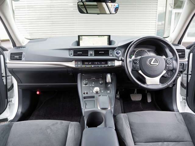 レクサス ＣＴ２００ｈ バージョンＣ H30年 () 99