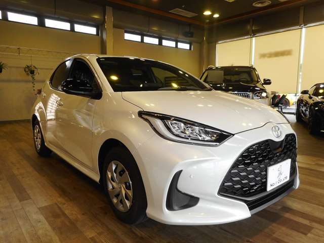 トヨタ ヤリス １．０ Ｇ R8年 (近畿) 99