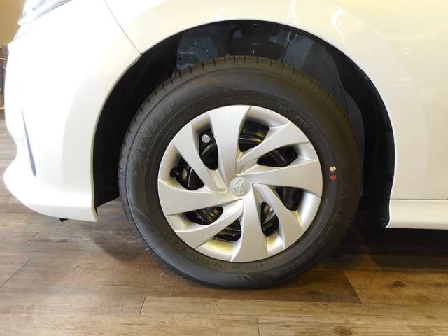 トヨタ ヤリス １．０ Ｇ R8年 (近畿) 99