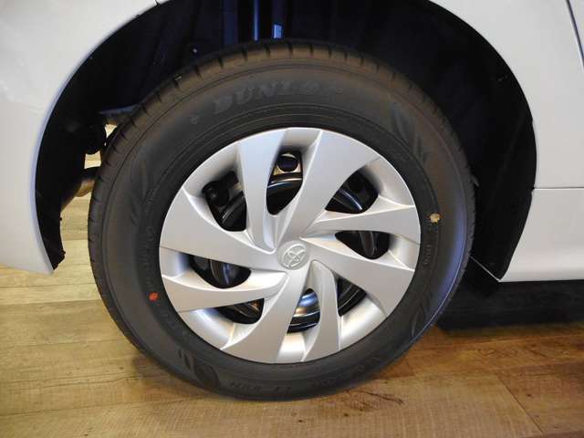 トヨタ ヤリス １．０ Ｇ R8年 (近畿) 99