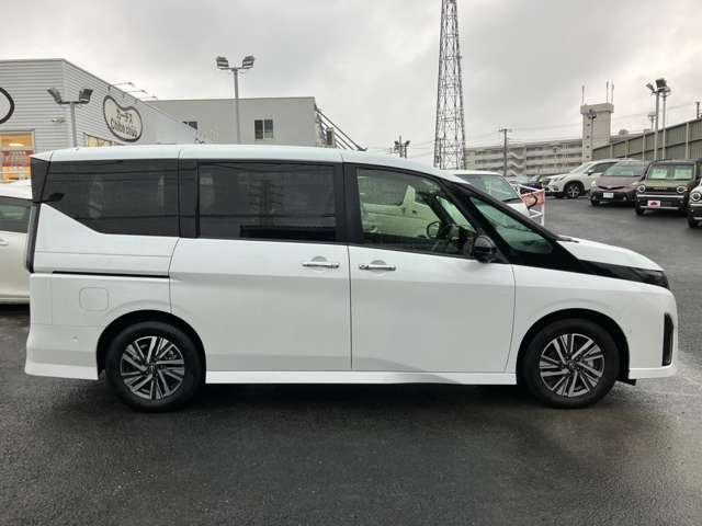 日産 セレナ １．４ Ｅ－ＰＯＷＥＲ ハイウェイスターＶ R6年 (関東) 99