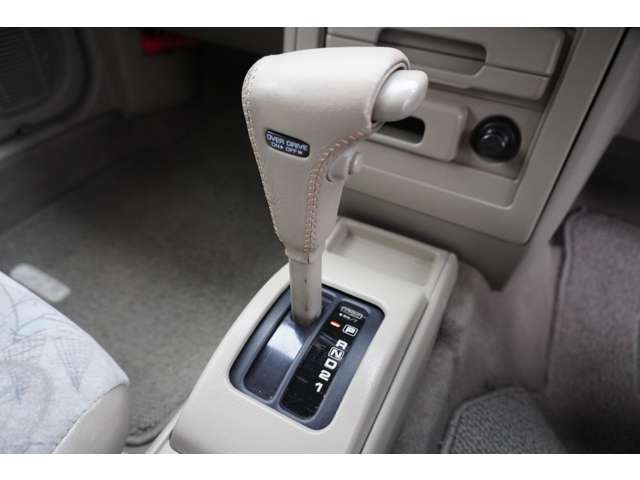 日産 ラシーン １．５ タイプＭ ４ＷＤ H12年 () 99