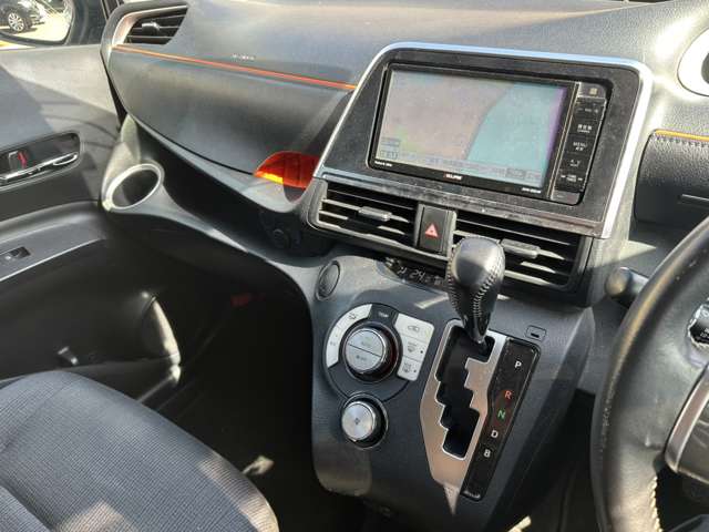 トヨタ シエンタ　ハイブリッド ハイブリッド １．５ Ｇ H28年 (関東) 99