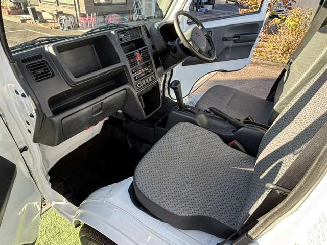 スズキ キャリイトラック ６６０ ＫＣエアコン・パワステ ３方開 ４ＷＤ H28年 (九州・沖縄) 99