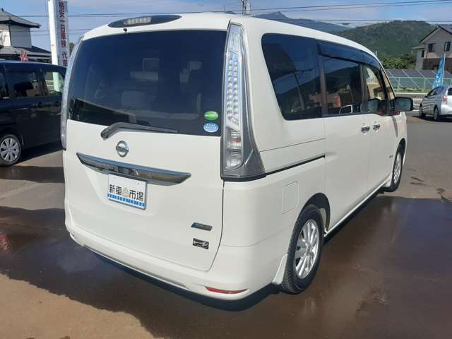 日産 セレナ ２．０ ２０Ｇ Ｓ－ＨＹＢＲＩＤ H24年 (関東) 99