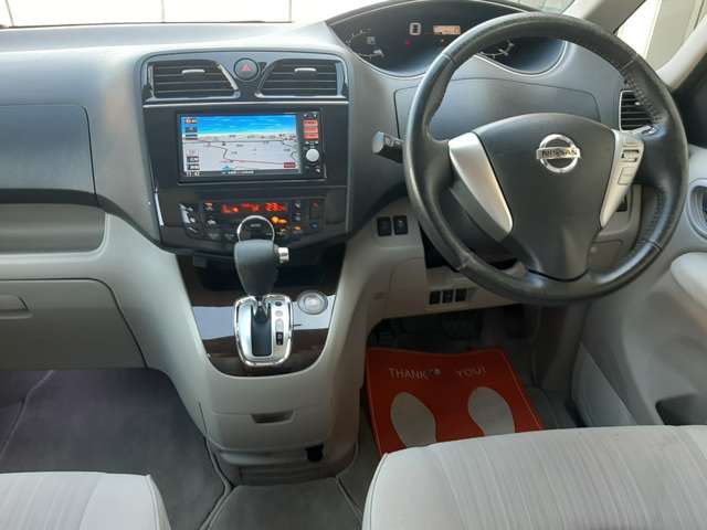 日産 セレナ ２．０ ２０Ｇ Ｓ－ＨＹＢＲＩＤ H24年 (関東) 99