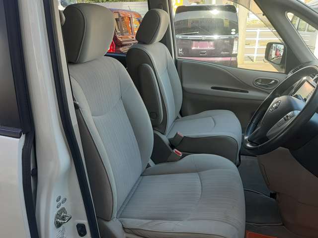 日産 セレナ ２．０ ２０Ｇ Ｓ－ＨＹＢＲＩＤ H24年 (関東) 99