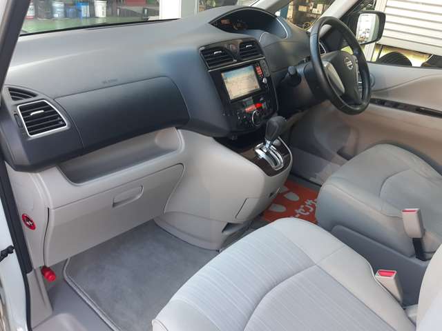 日産 セレナ ２．０ ２０Ｇ Ｓ－ＨＹＢＲＩＤ H24年 (関東) 99
