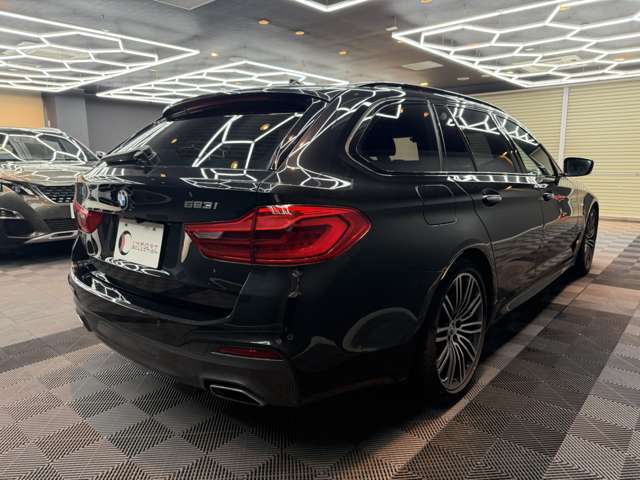 ＢＭＷ ５シリーズ ５２３Ｉ Ｍスポーツ H30年 () 99