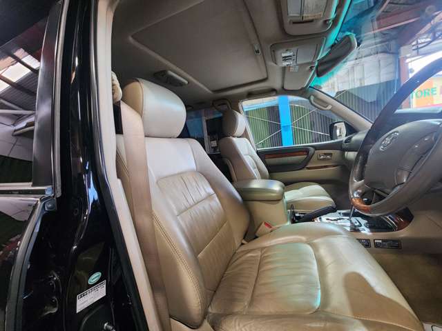 トヨタ ランドクルーザー ４．７ ４ＷＤ H17年 (九州・沖縄) 99