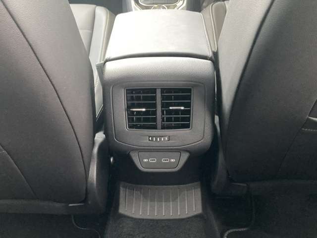 フォルクスワーゲン Ｔ－ＲＯＣ ＴＤＩ ４モーション スタイル ディーゼルターボ ４ＷＤ R7年 (東北) 99