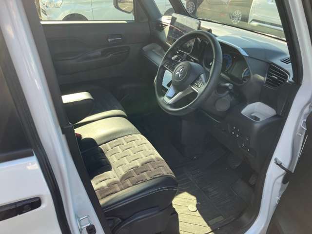 三菱 デリカ　ミニ ６６０ Ｔ プレミアム ４ＷＤ R7年 (近畿) 99