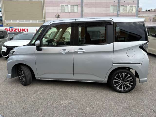 トヨタ ルーミー １．０ カスタム Ｇ－Ｔ R4年 (近畿) 99