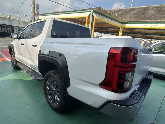 三菱 トライトン ２．４ ＧＬＳ ディーゼルターボ ４ＷＤ R6年 (東海) 99
