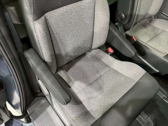 ホンダ フリード　ハイブリッド １．５ Ｅ：ＨＥＶ エアー ＥＸ R8年 () 99