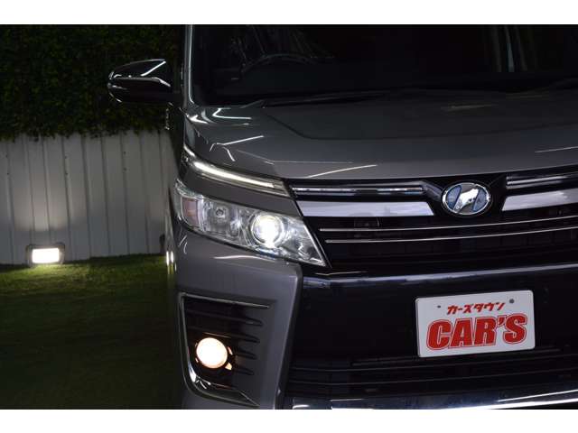 トヨタ ヴォクシー ２．０ ＺＳ 煌 ４ＷＤ H27年 (北海道) 99