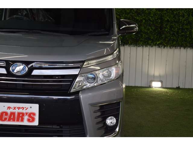 トヨタ ヴォクシー ２．０ ＺＳ 煌 ４ＷＤ H27年 (北海道) 99