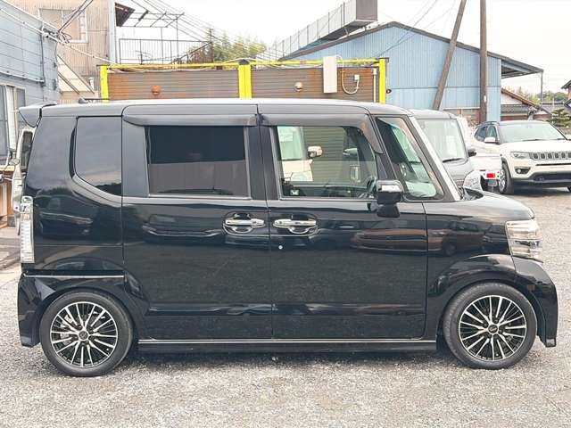 ホンダ Ｎ　ＢＯＸ ６６０ カスタムＧ Ｌパッケージ H25年 (九州・沖縄) 99