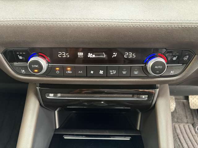 マツダ アテンザ　ワゴン ２．２ ＸＤ Ｌパッケージ ディーゼルターボ ４ＷＤ R1年 () 99