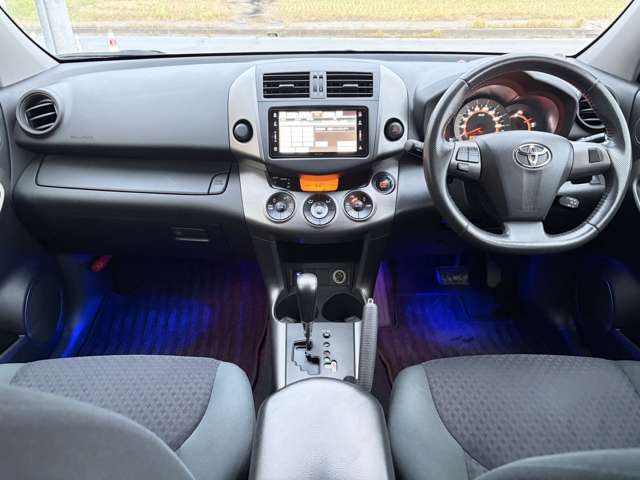トヨタ ヴァンガード ２．４ ２４０Ｓ Ｓパッケージ ４ＷＤ H23年 () 99