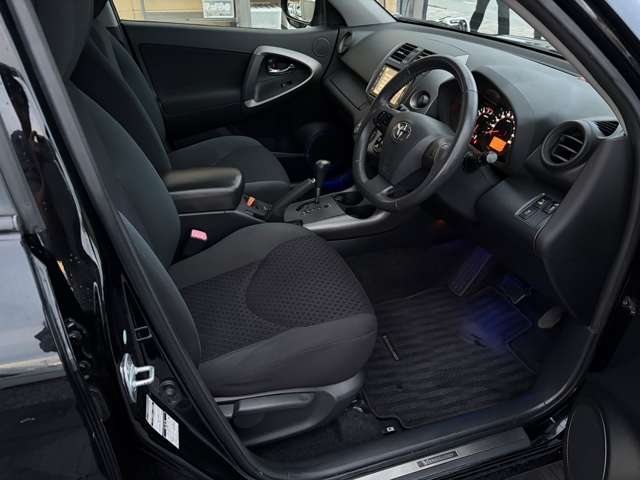 トヨタ ヴァンガード ２．４ ２４０Ｓ Ｓパッケージ ４ＷＤ H23年 () 99