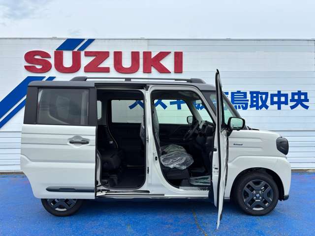 スズキ スペーシア ６６０ ギア ハイブリッド ＸＺ ４ＷＤ R8年 () 99