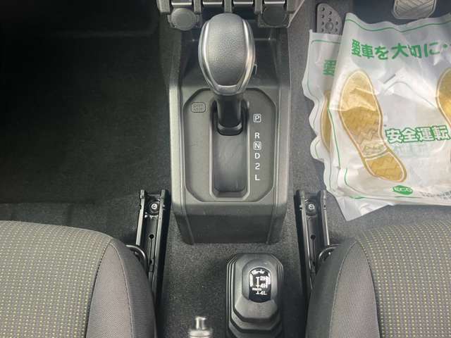 スズキ ジムニー ６６０ ＸＬ スズキ セーフティ サポート 装着車 ４ＷＤ R1年 () 99