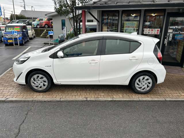 トヨタ アクア １．５ Ｌ H29年 () 99