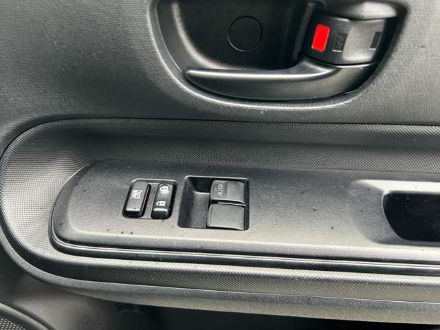 トヨタ アクア １．５ Ｌ H29年 () 99