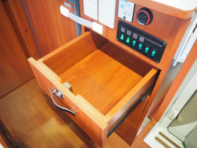 トヨタ カムロード クレソンボヤージュＸ R2年 () 99