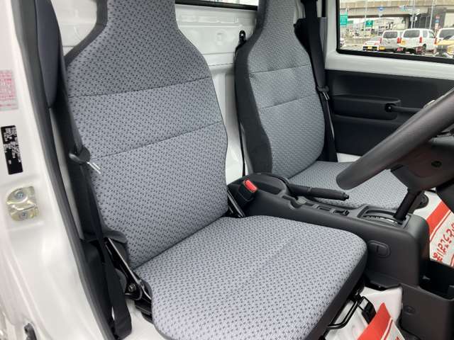 日産 クリッパートラック ６６０ ＤＸ ４ＷＤ R8年 () 99